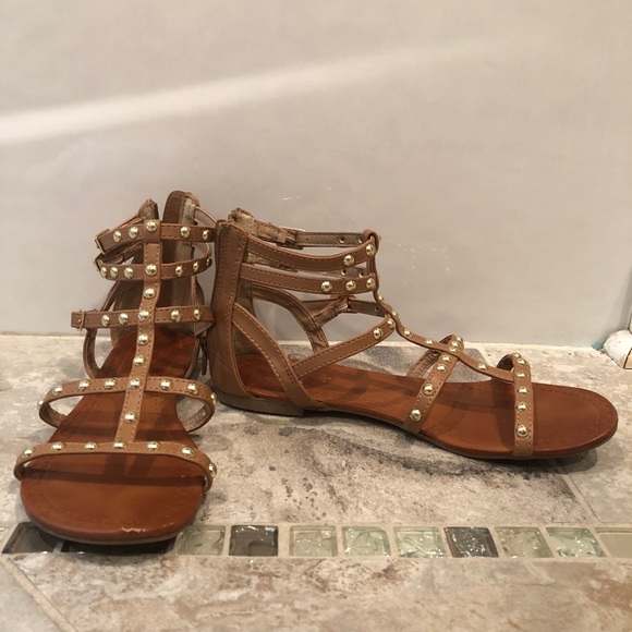 Report Shoes - REPORT Gold Studded Sandals